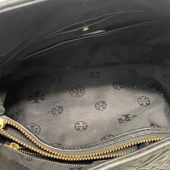 Black Tory Burch Large Marion Quilt Shoulder Bag - Picture 3 of 3